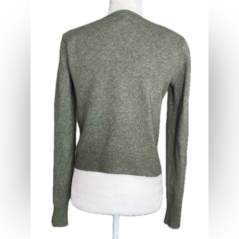 Aerie Olive Green Cropped Slight Vneck Long Sleeve Sweater Top XS Extra Small - Picture 3 of 7